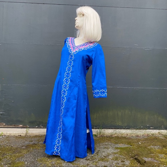 Vintage India Embroidered Tunic Midi Dress - Picture 4 of 11